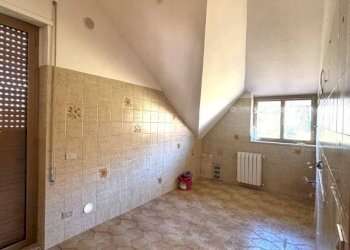 Cucina - Attico via Giacomo Leopardi, Spigno Saturnia - foto 7