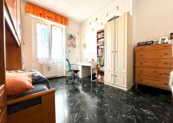 Camera da letto - Trilocale via Laviosa, Genova (zona Pegli) - foto 8