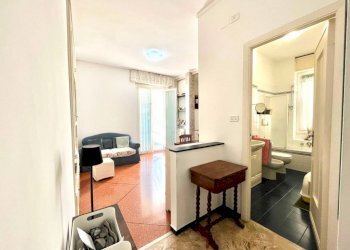 Disimpegno - Trilocale via Laviosa, Genova (zona Pegli) - foto 11