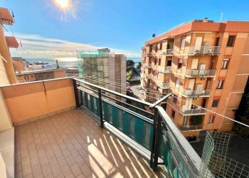 Terrazzo - Trilocale via Laviosa, Genova (zona Pegli) - foto 18