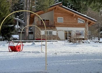 Facciata - Villa Località Seremon, 490, Charvensod - foto 3