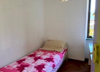 Camera da letto - Trilocale via Monte Grivola, 14, Aosta - foto 8