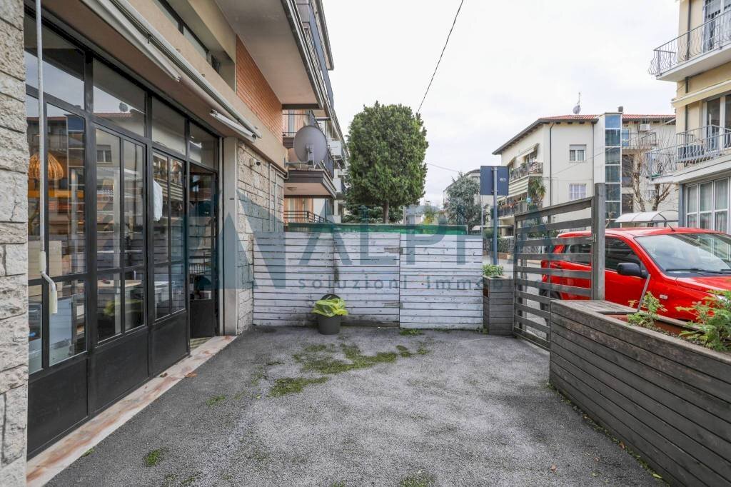 Cortile interno - Discoteca - Disco Pub - Locale Notturno via Dario Campana, Rimini - foto 2