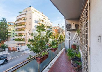 Balcone - Appartamento via Asmara, 58, Roma - foto 31