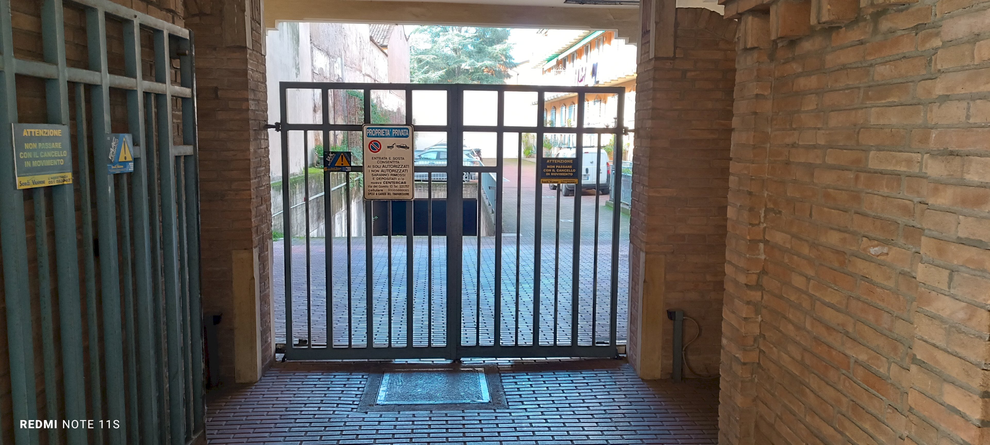 Posto Auto via Frassinago, 23, Bologna (zona Centro Storico) - foto 1