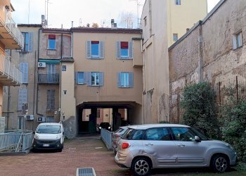Posto Auto via Frassinago, 23, Bologna (zona Centro Storico) - foto 4