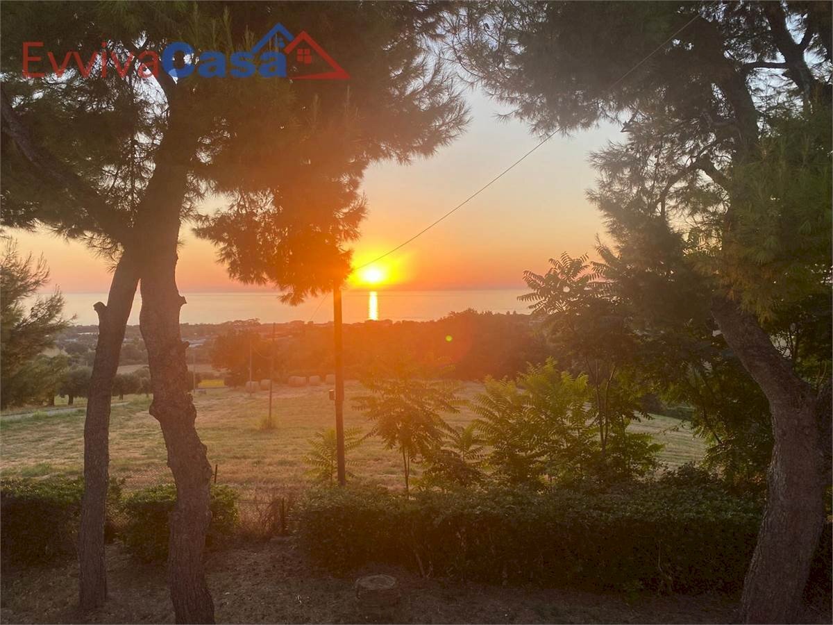 Villa Contrada Acquabona 999, Potenza Picena - photo 1