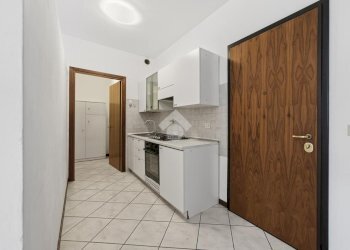 One-room apartment Via Maiella, Reggio nell'Emilia - photo 5