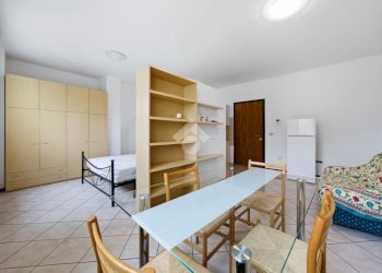 One-room apartment Via Maiella, Reggio nell'Emilia - photo 6