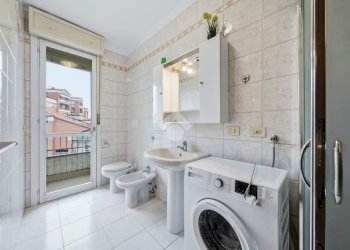 One-room apartment Via Maiella, Reggio nell'Emilia - photo 11