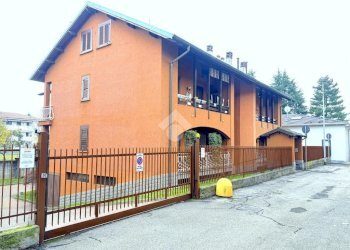 Apartment Via oglio, Cesate - photo 3