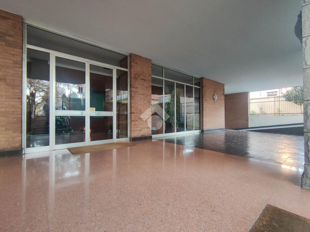 Three-room apartment Via Sospello, Torino (neighborhood Borgo Vittoria) - photo 2