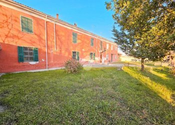 Casa indipendente Sc per Mandrogne, Alessandria - foto 2