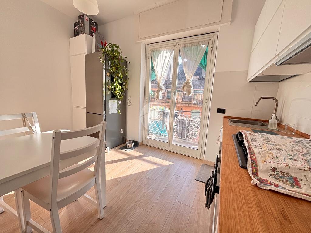 Four-room apartment Via Cadighiara, Genova (neighborhood Borgoratti) - photo 3