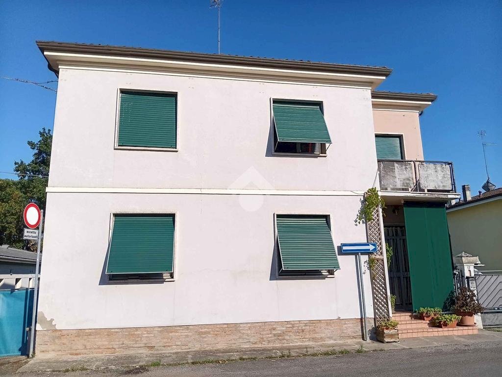 Casa indipendente Via della Cembalina, Ferrara (zona Marrara) - foto 1