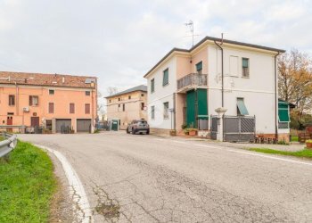 Casa indipendente Via della Cembalina, Ferrara (zona Marrara) - foto 1
