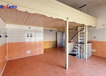 Foto 11 - Locale Commerciale Via Mont Velan
 
25, Aosta - foto 11