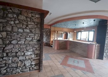 Foto 3 - Magazzino Piazza Boccatopa, Amaseno - foto 3