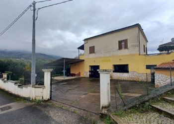 Foto 14 - Magazzino Piazza Boccatopa, Amaseno - foto 14