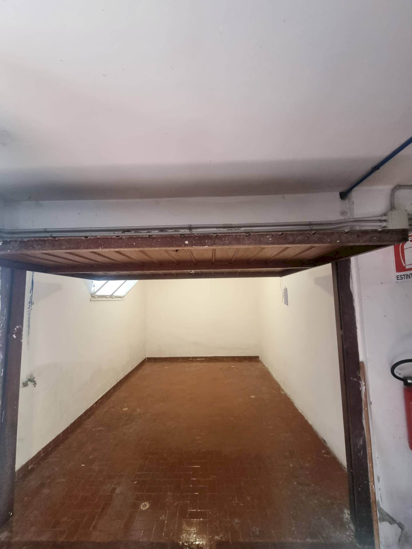 Foto 2 - Box Via Enrico Coleman, Terracina - foto 2