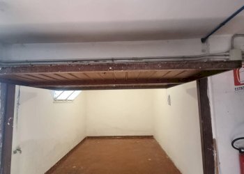 Foto 2 - Box Via Enrico Coleman, Terracina - foto 2