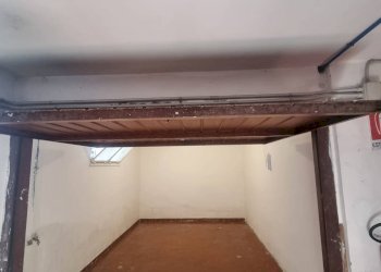 Foto 3 - Box Via Enrico Coleman, Terracina - foto 3