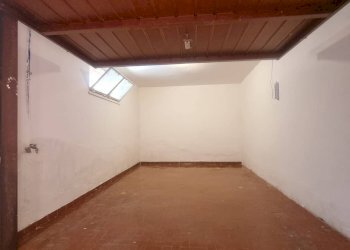 Foto 1 - Box Via Enrico Coleman, Terracina - foto 1