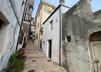 Foto 1 - Casa semi indipendente I VICO CORSO DE RISEIS, Scerni - foto 1