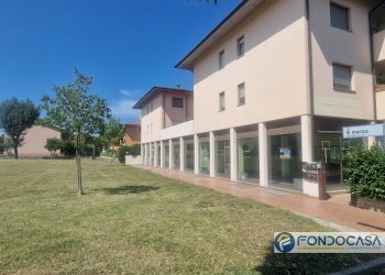 Foto 13 - Commercial Premises VIA TODESCHINO, Sirmione - photo 13