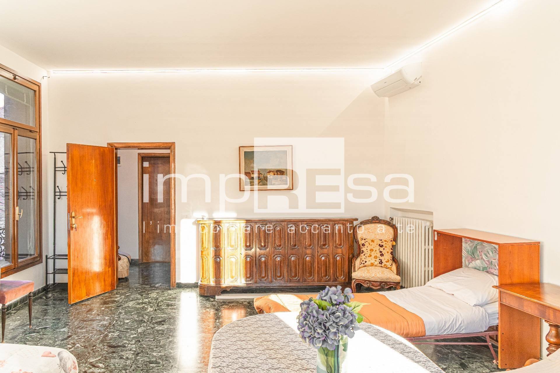 Foto 3 - Quadrilocale Sestiere San Polo
 
2090, Venezia - foto 3