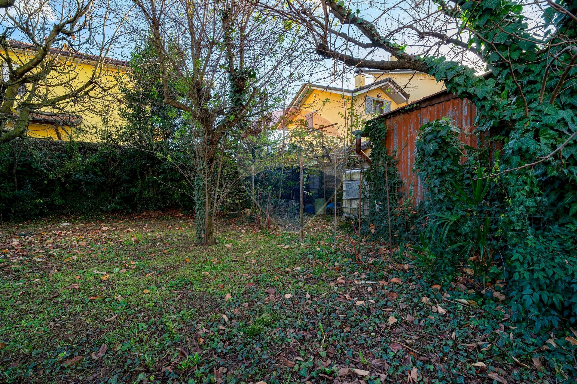 Giardino - Terreno edificabile via Puglie, Parabiago - foto 3