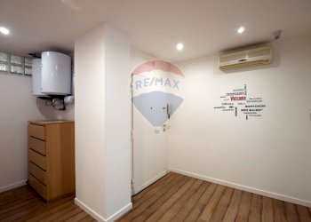 Hall / corridoio - Trilocale Largo Ignazio Ciaia
 
7, Bari - foto 7