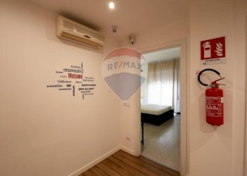 Hall / corridoio - Trilocale Largo Ignazio Ciaia
 
7, Bari - foto 9