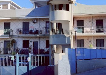 Edificio all\'aperto - Trilocale Via Casamassima
 
55, Cellamare - foto 2