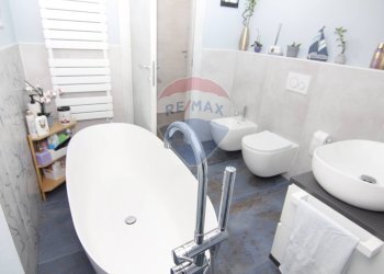 Bagno - Trilocale via san martino
 
13, Viggiù - foto 10