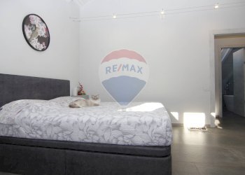 Camera / camera da letto - Trilocale via san martino
 
13, Viggiù - foto 18