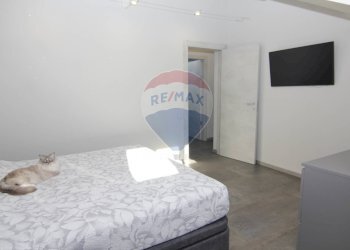 Camera / camera da letto - Trilocale via san martino
 
13, Viggiù - foto 19