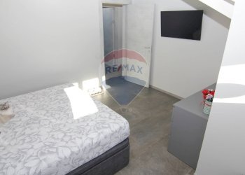 Camera / camera da letto - Trilocale via san martino
 
13, Viggiù - foto 20