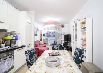 Sala da pranzo - Trilocale via vigna del piano
 
23, Riano - foto 5