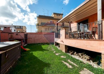 Giardino - Casa semi indipendente Via Medardo Rosso
 
24, Roma - foto 29