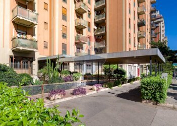 Edificio all\'aperto - Apartment Via Leonardo Da Vinci
 
111, Palermo - photo 1