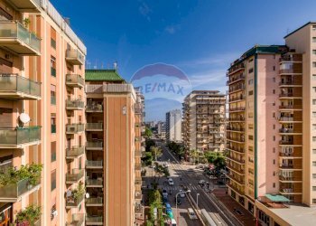 Edificio all\'aperto - Apartment Via Leonardo Da Vinci
 
111, Palermo - photo 13