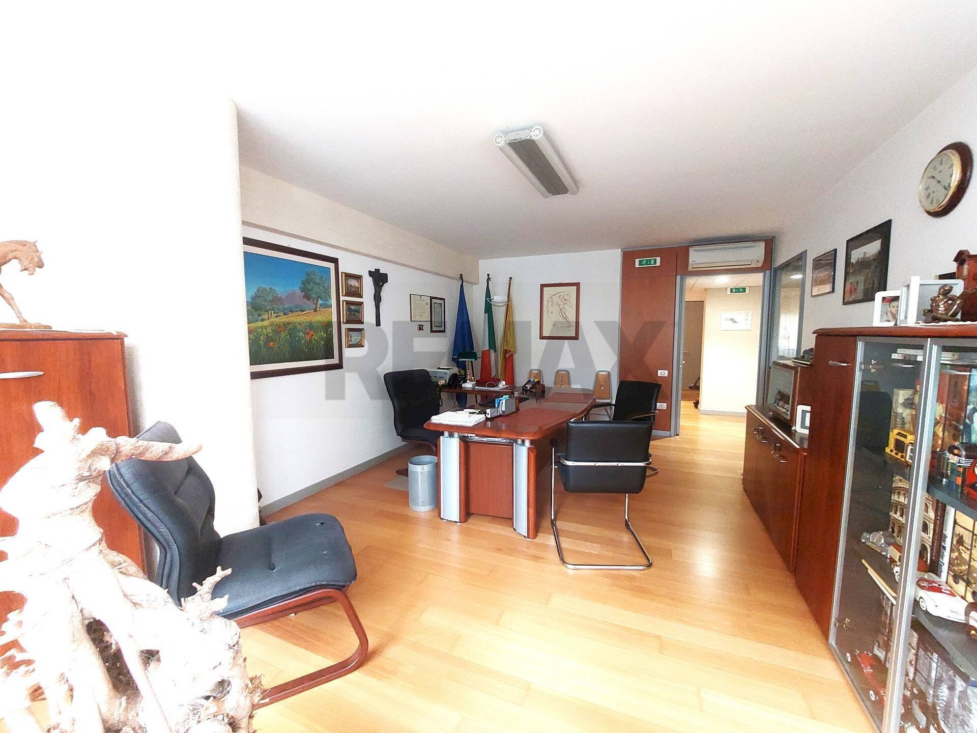 Sala da pranzo - Office Via Dei Cantieri
 
2/n, Palermo - photo 1