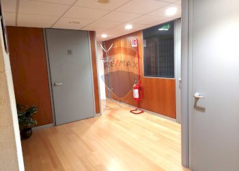 Hall / corridoio - Office Via Dei Cantieri
 
2/n, Palermo - photo 5