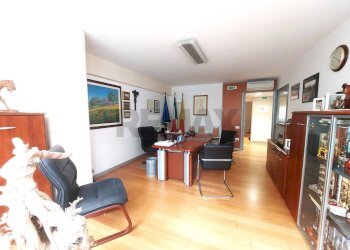 Sala da pranzo - Office Via Dei Cantieri
 
2/n, Palermo - photo 1