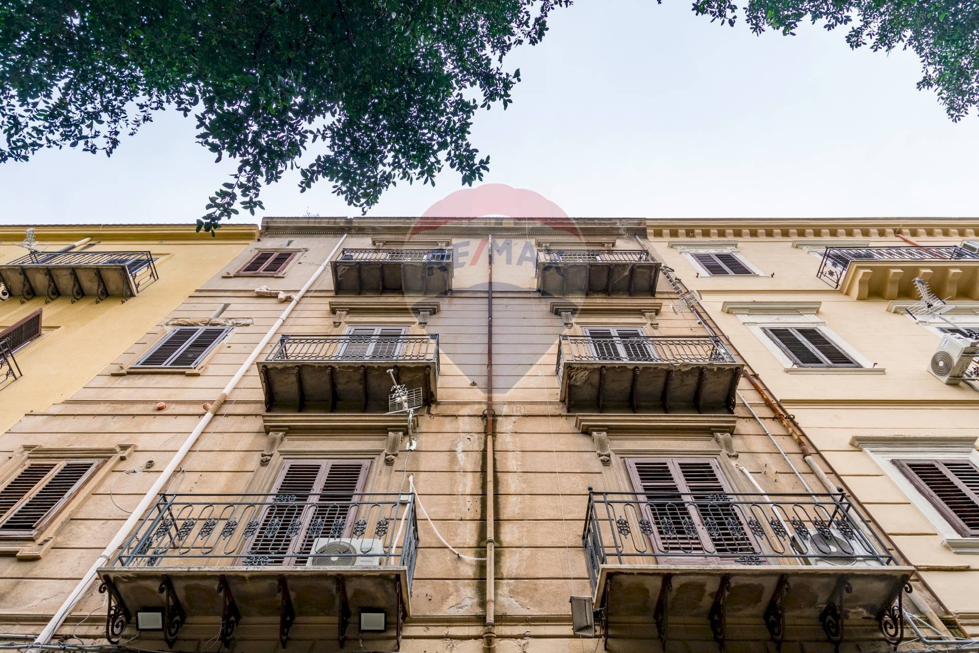 Edificio all\'aperto - Appartamento Via Volturno
 
36, Palermo - foto 3