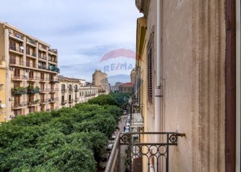 Edificio all\'aperto - Appartamento Via Volturno
 
36, Palermo - foto 8
