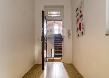 Hall / corridoio - Appartamento Via Volturno
 
36, Palermo - foto 36