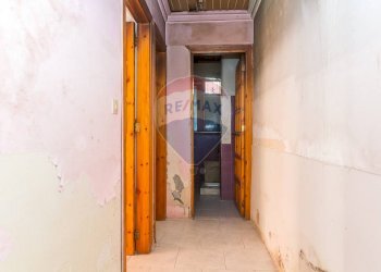 Hall / corridoio - Casa indipendente Via Delle Rose
 
30, Misterbianco - foto 33