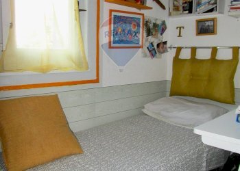 Camera / camera da letto - Villa Via Rua di Sotto
 
43, San Gregorio di Catania - foto 7